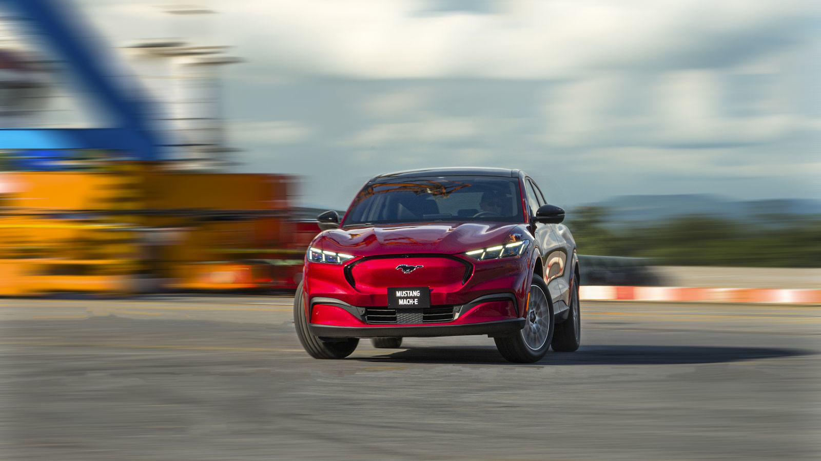 Ford Mustang Mach E xuất hiện tại Việt Nam vào giữa năm 2025.