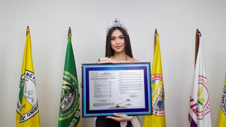 Tỉnh Sultan Kudarat cũng công bố ngày kỷ niệm mang tên Miss Chelsea Day, được tổ chức hàng năm vào ngày 20/12, nhằm tôn vinh những thành tựu và dấu ấn tích cực mà Chelsea đã mang lại cho quê hương thông qua hành trình tại Miss Cosmo 2025.