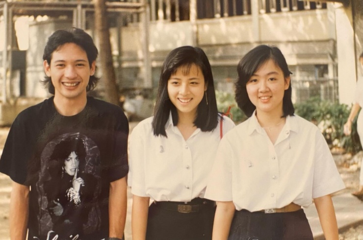 Trên trang cá nhân, Madam Pang thường xuyên chia sẻ lại những hình ảnh, khoảnh khắc đẹp của thời niên thiếu.