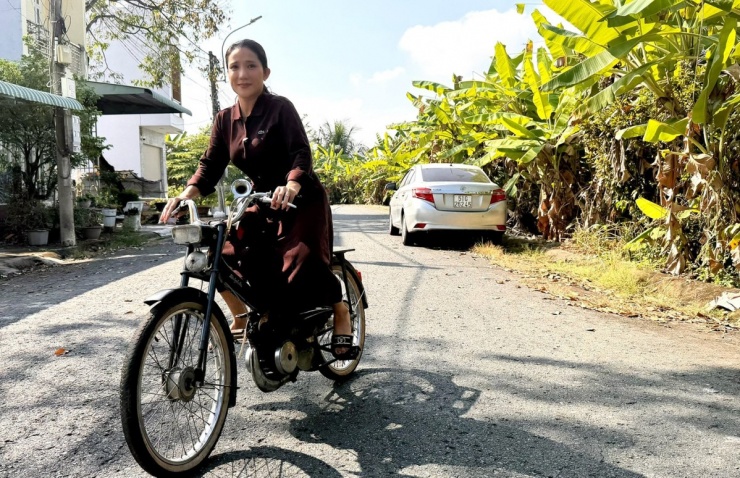 Cát Tường thăm nhà tiền chế 30 triệu đồng của Tiết Cương - 6