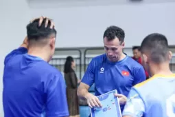 HLV Diego Giustozzi: Lebanon có thể đá phòng ngự 35 phút ở trận đấu có 40 phút