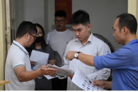 Dự kiến bỏ xét riêng học bạ, giảm điểm cộng IELTS còn tối đa 1,5