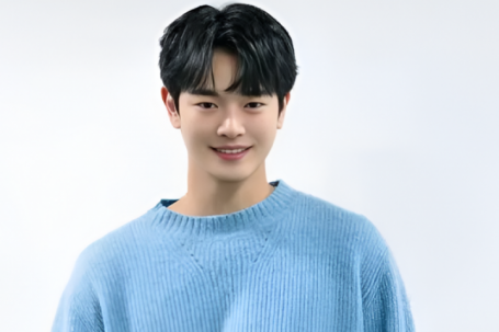 Mỹ nam Hàn bị tống tiền hàng tỷ won vì ảnh nhạy cảm trong điện thoại