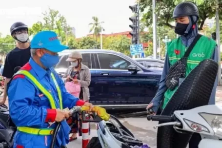 Xăng dầu cùng tăng giá