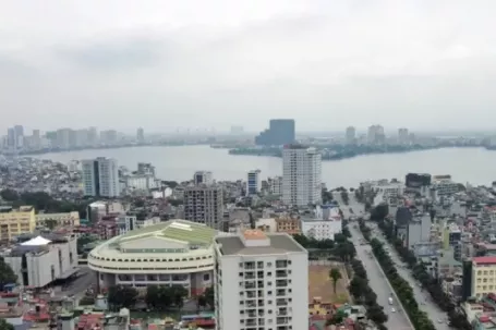 Giá nhà đất ven hồ Tây chạm mốc gần 2 tỷ đồng/m²