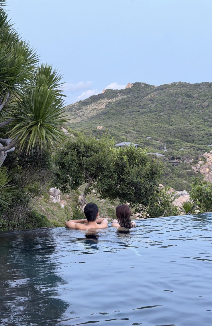 Tăng Duy Tân, Bích Phương sánh đôi - 2