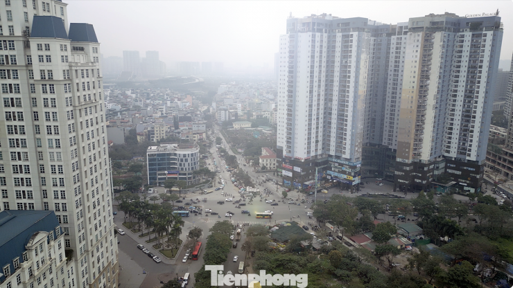 Dự án do UBND quận Nam Từ Liêm (cũ) làm chủ đầu tư, có chiều dài 828,58 m. Điểm đầu tuyến giao với đường Đỗ Đức Dục, điểm cuối giao với đường Mễ Trì. Mặt cắt ngang được chia thành hai đoạn, trong đó đoạn 1 dài khoảng 635 m, rộng 30 m; đoạn 2 dài gần 200 m, rộng từ 30 đến 48 m.