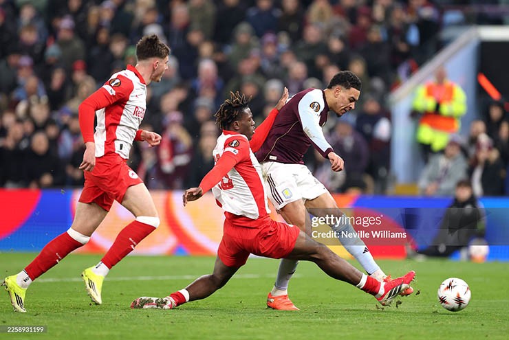 Bảng xếp hạng Europa League: Lyon - Aston Villa đua ngôi đầu kịch tính, Roma thoát hiểm