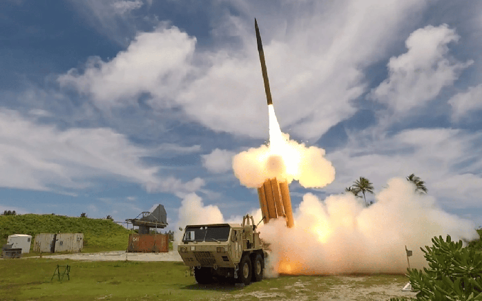 Hệ thống phòng thủ tên lửa tầm cao giai đoạn cuối THAAD. Ảnh: Defense post.