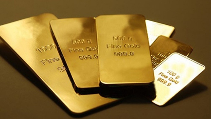 Giá vàng hôm nay 30/1: Rơi tự do từ đỉnh lịch sử - 1