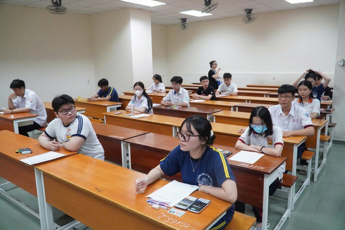 Thí sinh thi đánh giá năng lực do ĐHQG TP HCM tổ chức. Ảnh: HUẾ XUÂN