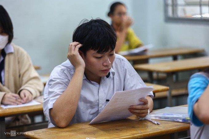 Thí sinh TP HCM thi tốt nghiệp THPT năm 2025. Ảnh: Quỳnh Trần