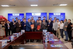 Vinmec ký kết hợp tác với Bệnh viện Trung ương Huế, nâng cao năng lực điều trị chuyên sâu cho người dân miền Trung - Tây Nguyên