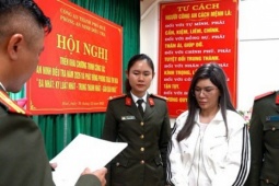 Nữ quái bị truy nã quốc tế 'sa lưới' khi vừa nhập cảnh về nước