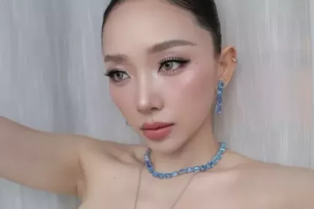 Tóc Tiên cầu xin khán giả