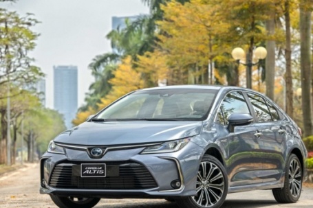 Khách Việt quay lưng với sedan: Phân khúc gầm thấp đối mặt kỷ nguyên suy thoái