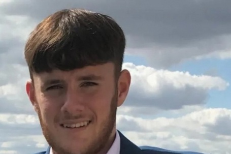 Triệu chứng nguy hiểm bị bỏ qua, chàng trai 20 tuổi tử vong vì 'vi khuẩn ăn thịt người'