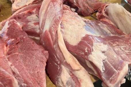 Hà Nội: Thịt lợn, trứng tăng giá trước Tết