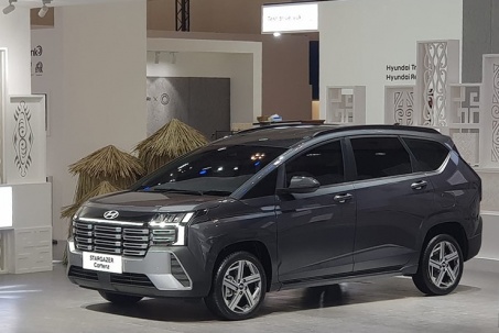 Hyundai Stargazer 2026 bất ngờ xuất hiện tại khuôn viên nhà máy ở Việt Nam