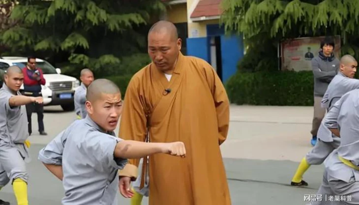 Thích Diên Lỗ từng là người đứng đầu trong công tác đào tạo võ thuật ở Thiếu Lâm