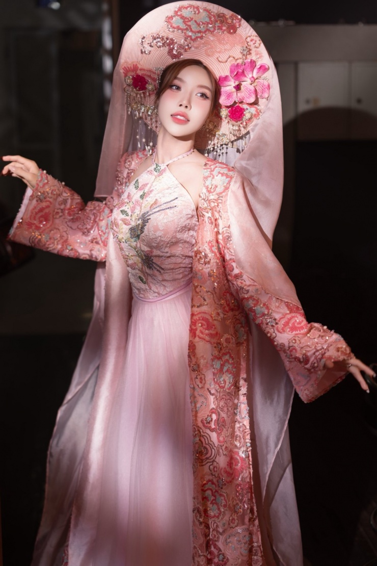 MV Mãi là người Việt Nam của Trang Pháp kết hợp rapper Hà Lê, phát hành dịp kỷ niệm 80 năm Quốc khánh.