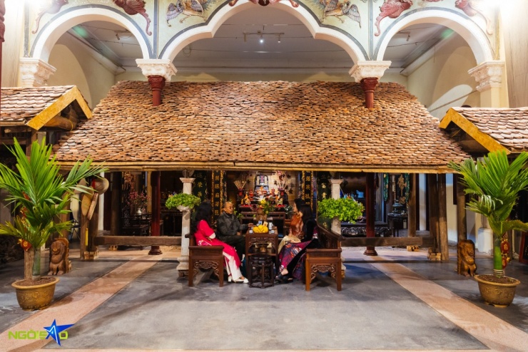 Không gian đón Tết của gia đình khá giả trong nhà cổ Bắc Bộ xưa - 1