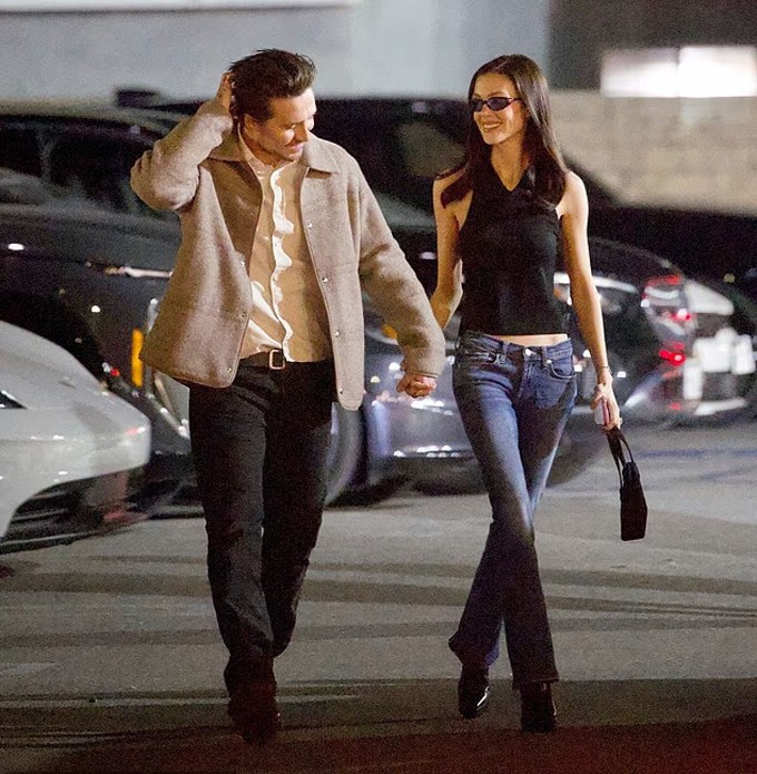 Brooklyn và Nicola đi ăn tối ở Beverly Hills tối 29/1. Ảnh: Backgrid