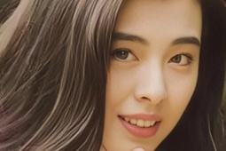 Vương Tổ Hiền gây sốt khi dùng mạng xã hội