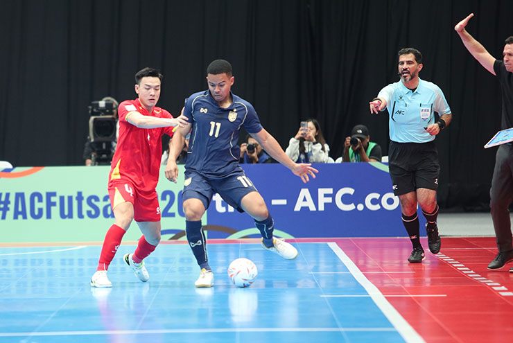 Trực tiếp bóng đá futsal ĐT Thái Lan - Việt Nam: Gia Hưng không thắng được thủ môn (Vô địch châu Á) (Hết giờ) - 1