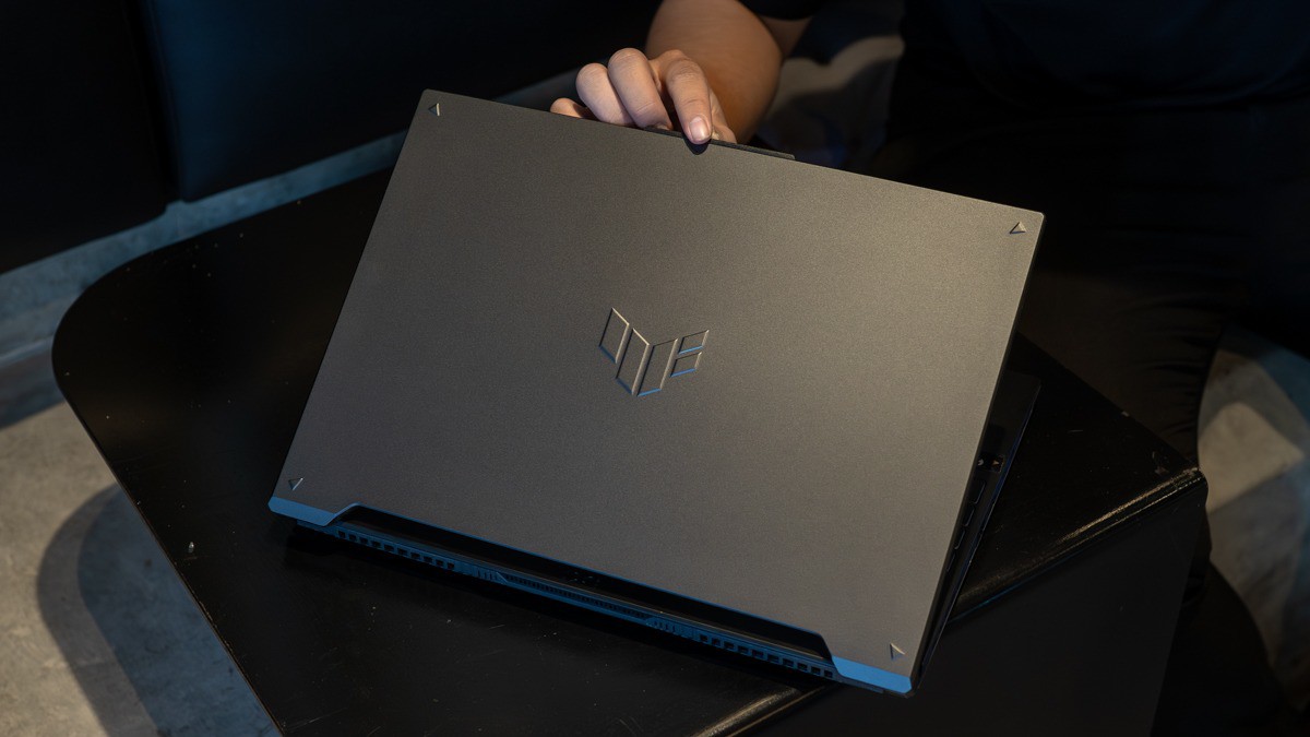 Laptop chơi game tầm giá 25 triệu đồng đáng mua đầu năm 2026 - 5