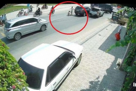 Nghi va chạm giao thông, tài xế ô tô 7 chỗ bị đánh đến mức nguy kịch ở Tây Ninh