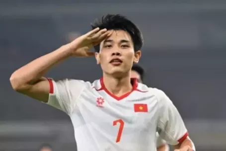 Phản ứng của Đình Bắc sau khi được AFC vinh danh