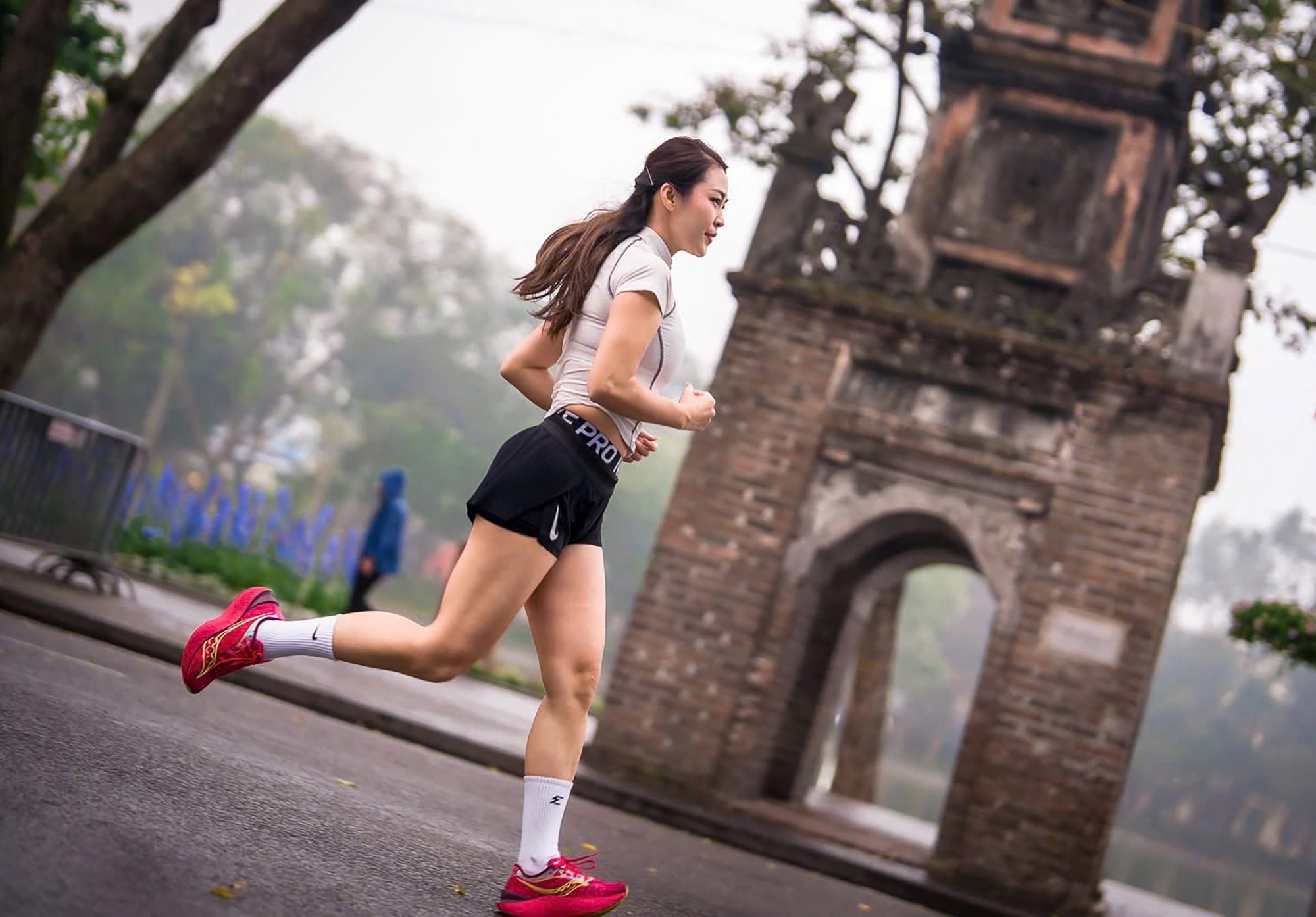 “Điều tôi thích nhất ở bộ môn này là cảm giác trí não và cơ thể cùng được kích hoạt trong áp lực thi đấu. Năm 2026 này tôi sẽ tăng cường luyện tập để có tiến bộ hơn, hướng đến mục tiêu tham gia giải đấu”, Linh Huệ cho biết.