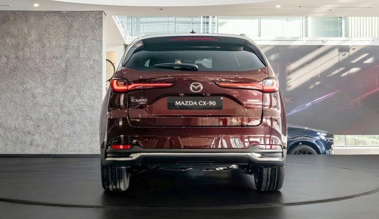 Đại lý nhận cọc Mazda CX-90, SUV đầu bảng giá khoảng 2,5 tỷ đồng - 4