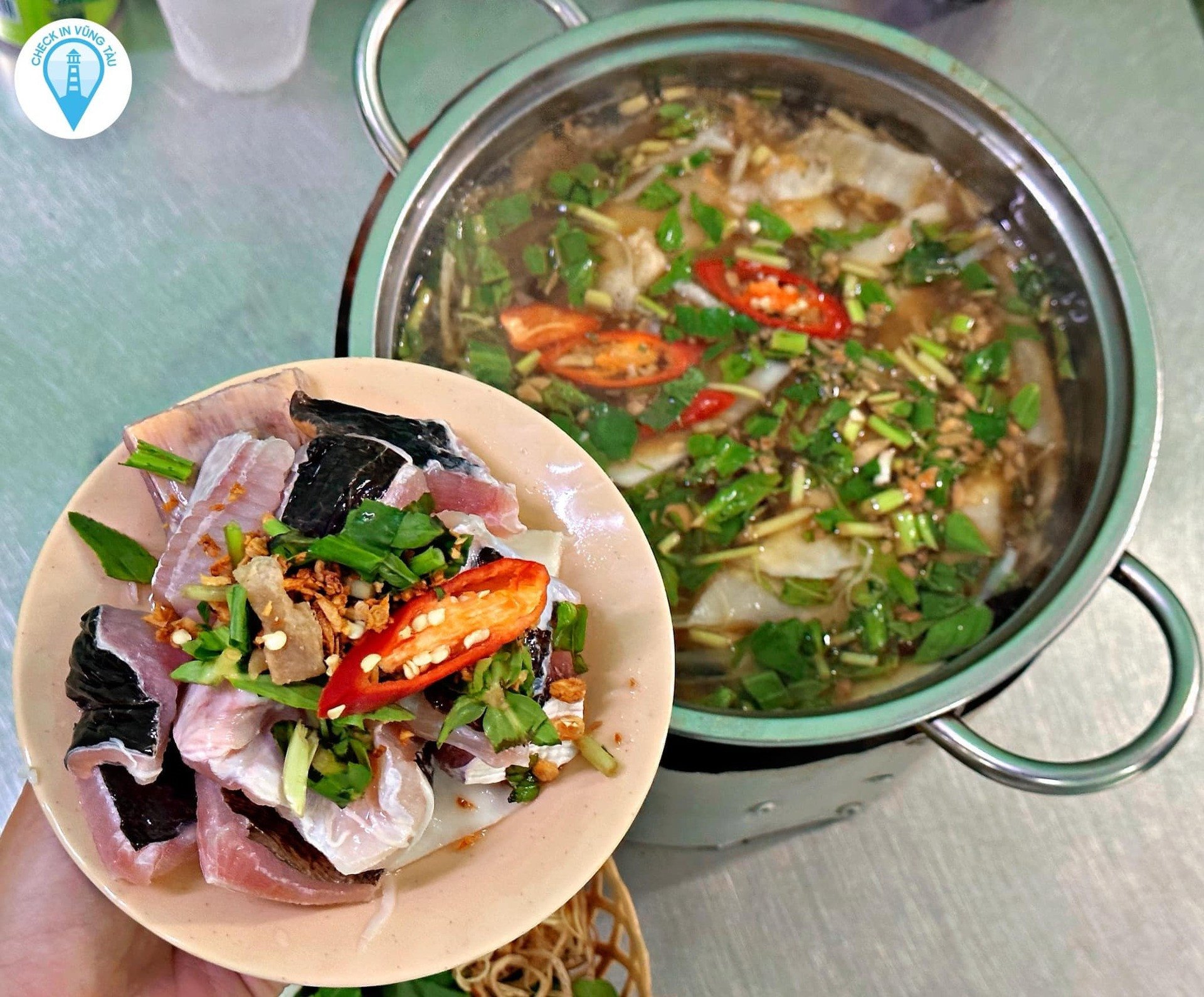 Lẩu cá đuối là món đặc sản nổi tiếng tại Vũng Tàu. Ảnh: Huy Hoàng