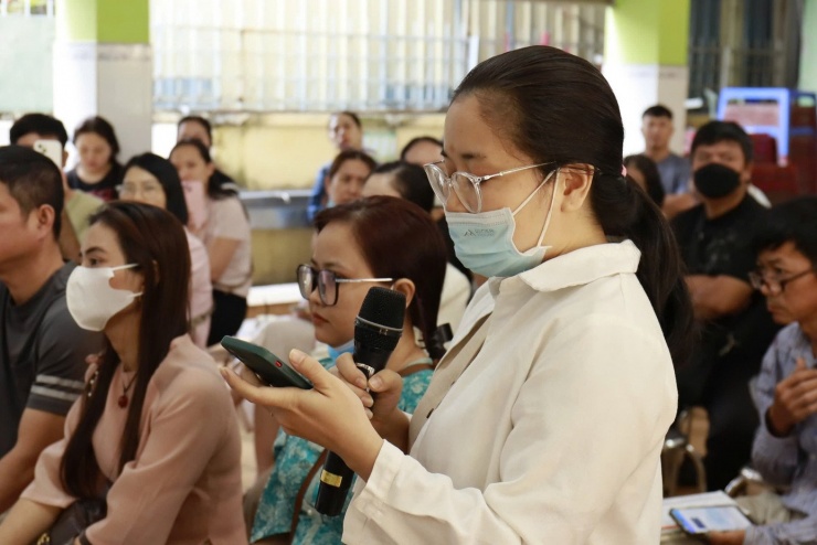 Phụ huynh có con từng ăn các suất ăn do Sago Food cung cấp bày tỏ bức xúc sau sự việc. Ảnh: A.N.