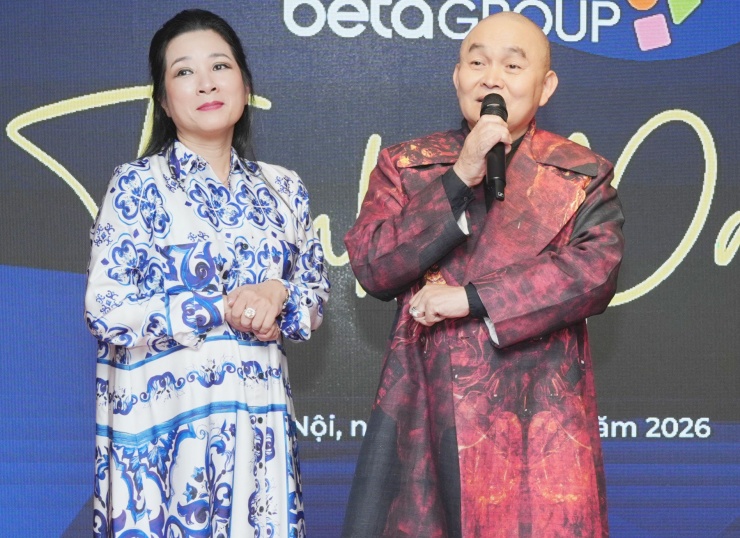 Nghệ sĩ Xuân Hinh - Thanh Thanh Hiền.