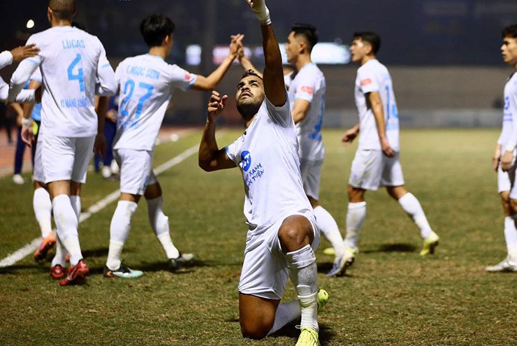 Video bóng đá Thanh Hóa - Nam Định: Mất điểm cay đắng, Xuân Son hỏng 11m (V-League)