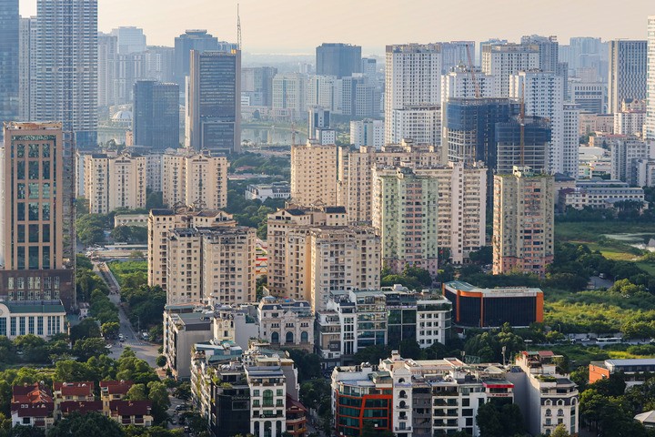 Gắn mã định danh bất động sản sẽ hạn chế việc thổi giá nhà. (Ảnh: Minh Đức).