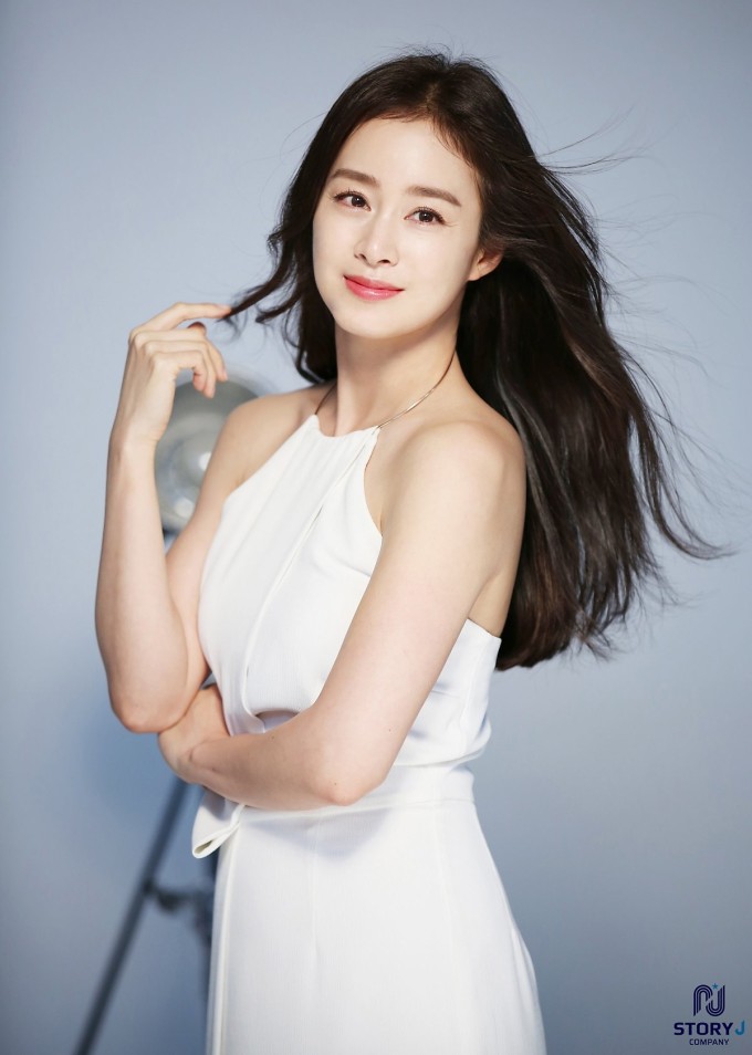 Diễn viên Kim Tae Hee. Ảnh: Story