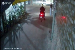 Thanh niên sàm sỡ phụ nữ bị phạt 12 triệu đồng