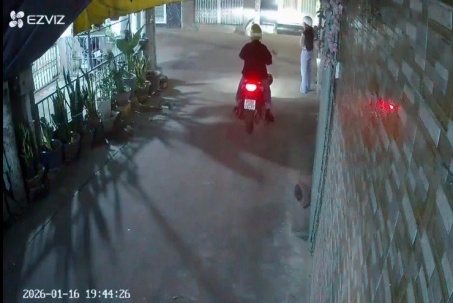 Thanh niên sàm sỡ phụ nữ bị phạt 12 triệu đồng