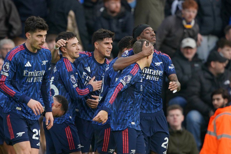 Arsenal đã ghi tới 4 bàn vào lưới Leeds United