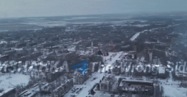 Nga dội bom 3 tấn vào nơi triển khai quân của U...