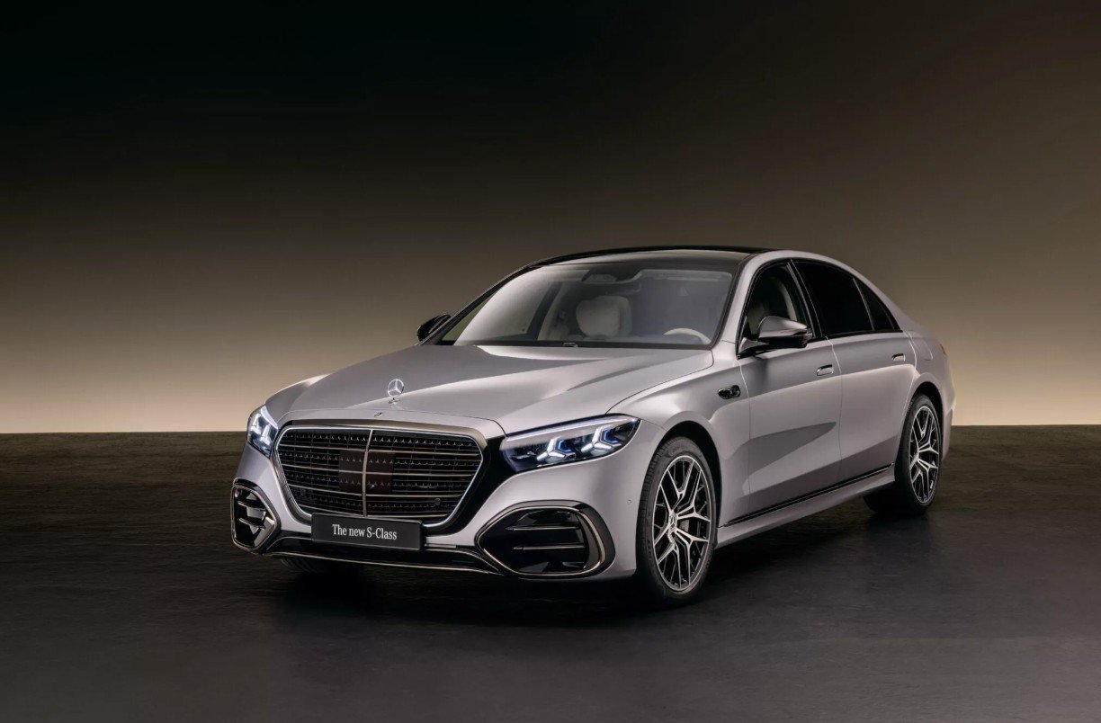 Mercedes-Benz S-Class 2027 có hai phiên bản plug-in hybrid là S 450 e.