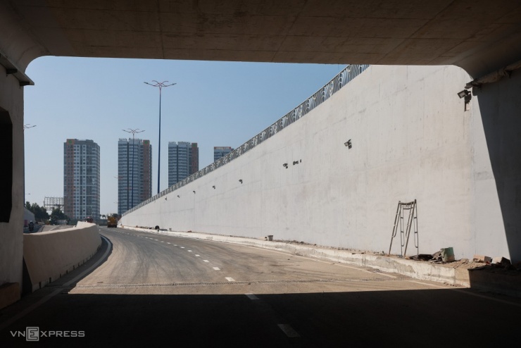 Hầm chui dài nhất nút giao An Phú trước khi thông xe - 3