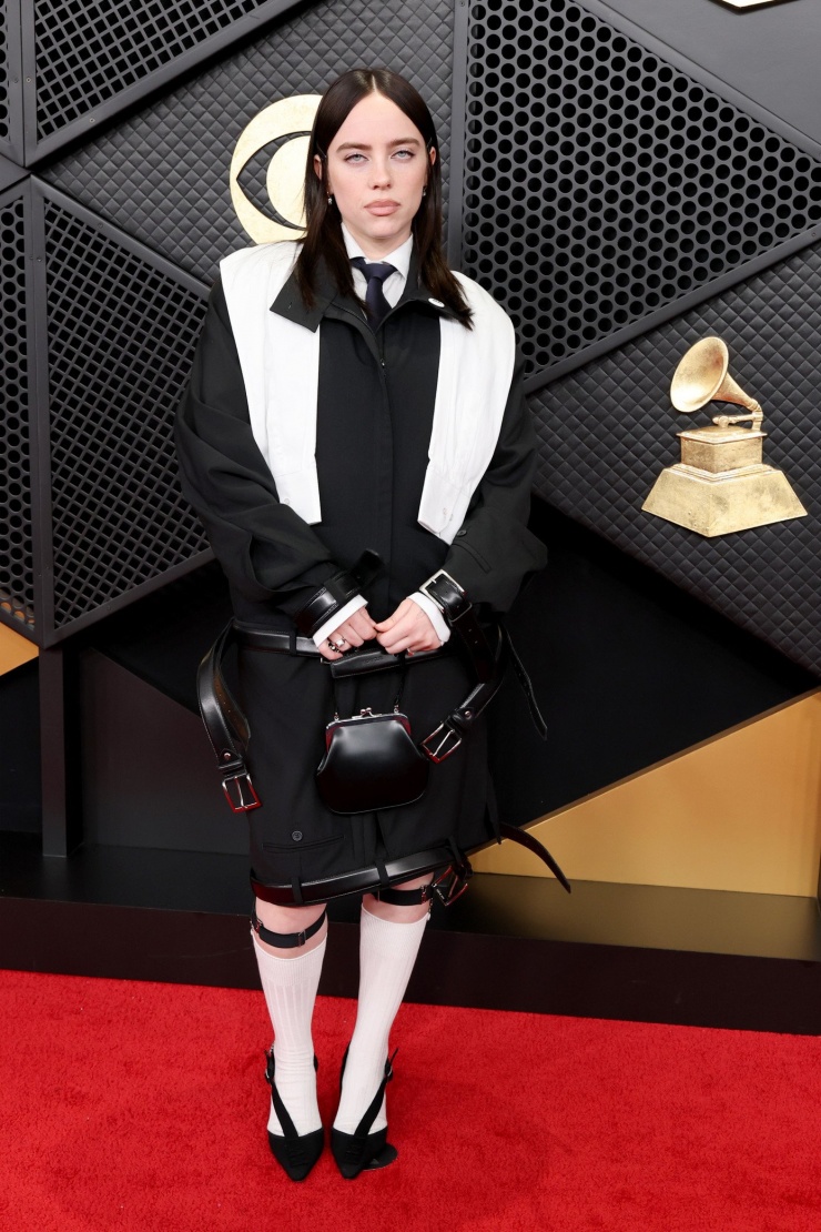 Billie Eilish mặc đồ của Hodakova. Ảnh: Getty Images.