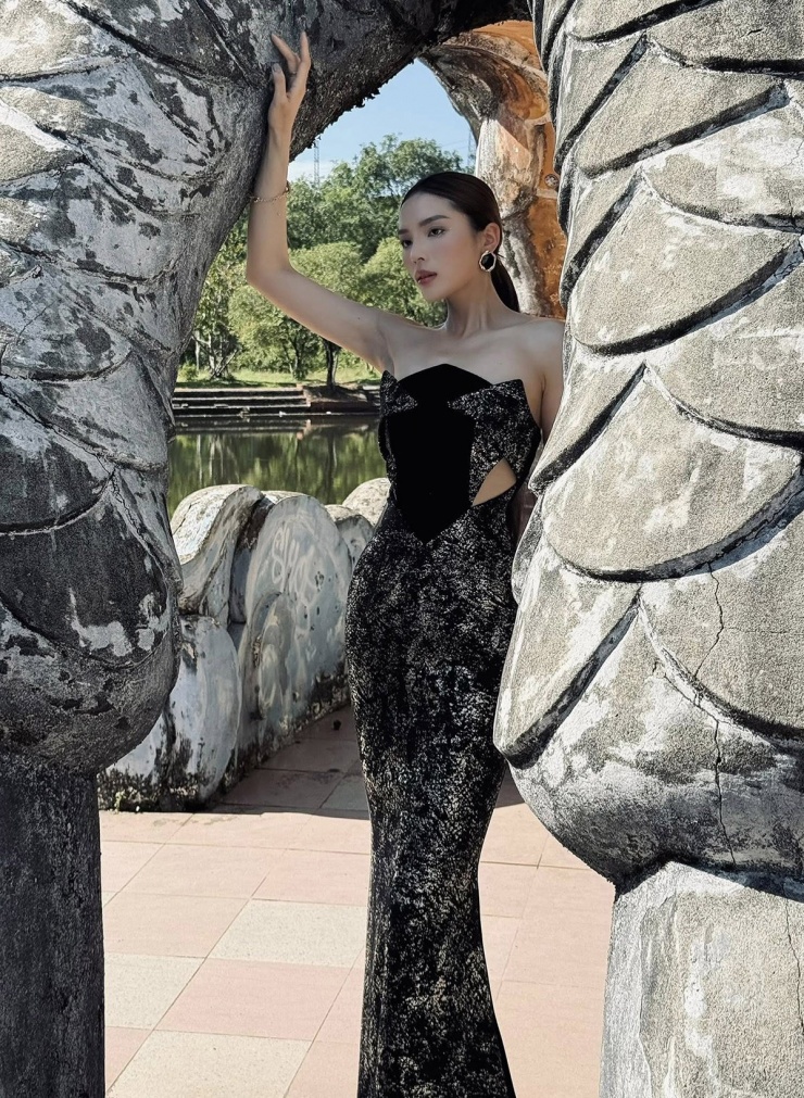 Ảnh sao 2/2: Hồng Vân hội ngộ hai danh hài Hoài Linh, Xuân Hinh - 2