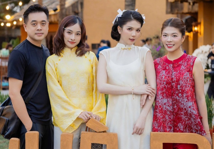 Ảnh sao 2/2: Hồng Vân hội ngộ hai danh hài Hoài Linh, Xuân Hinh - 3