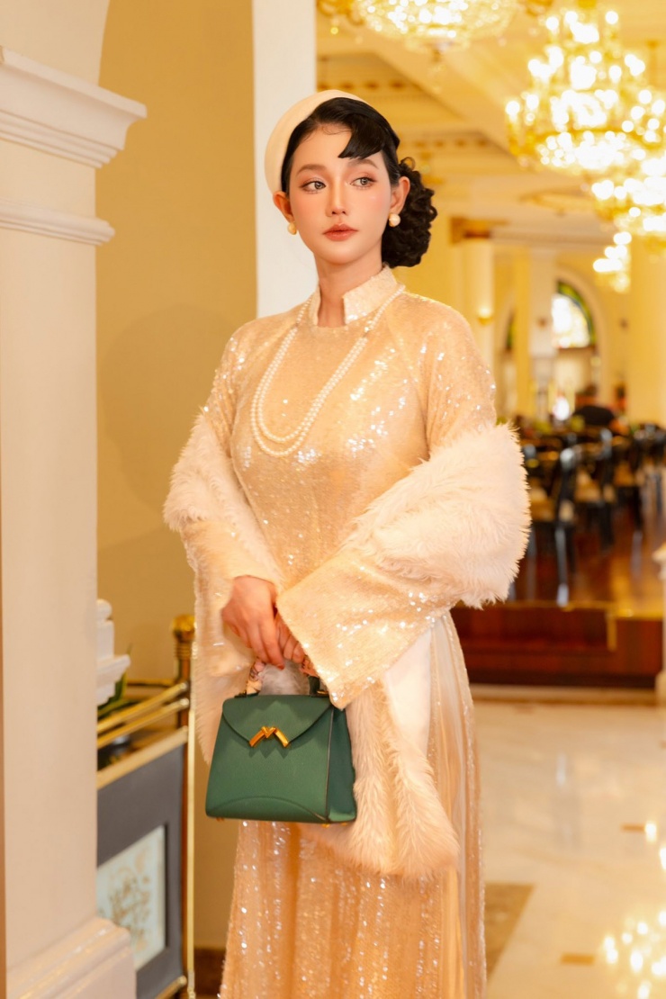 Ảnh sao 2/2: Hồng Vân hội ngộ hai danh hài Hoài Linh, Xuân Hinh - 6